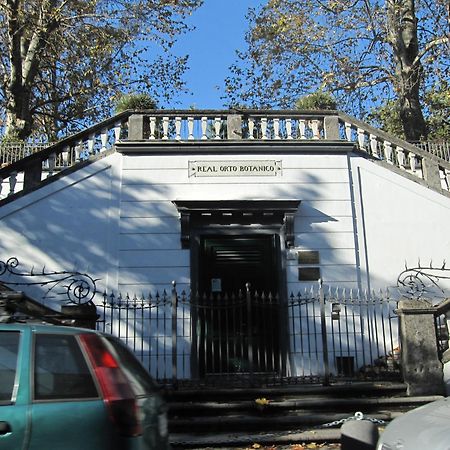 Casina Via Foria Bed & Breakfast Naples Exterior photo